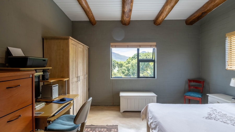 4 Bedroom Property for Sale in San Michel Western Cape